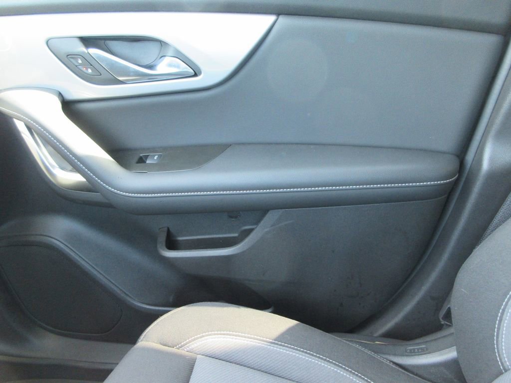 Used 2024 Chevrolet Blazer LT w/ Convenience Package image 32