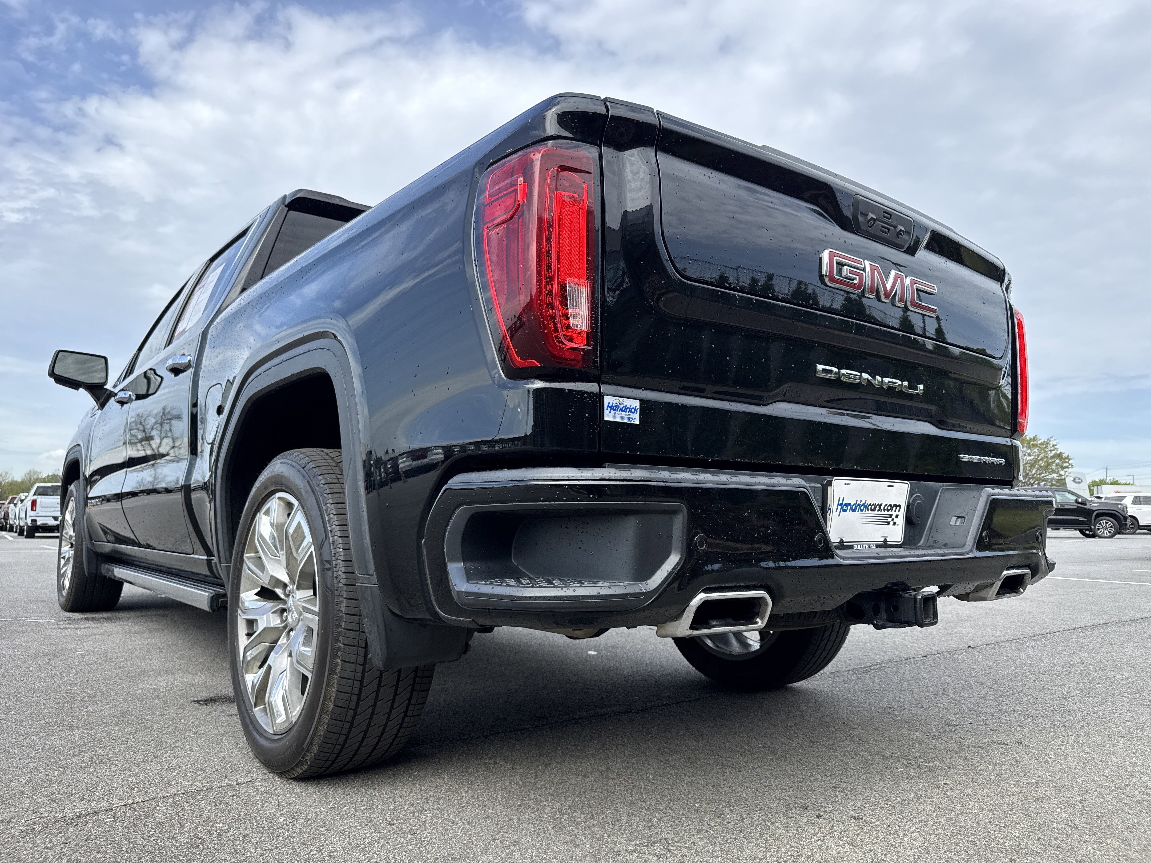 Used 2022 GMC Sierra 1500 Denali w/ Denali Reserve Package AWD/4WD image 8
