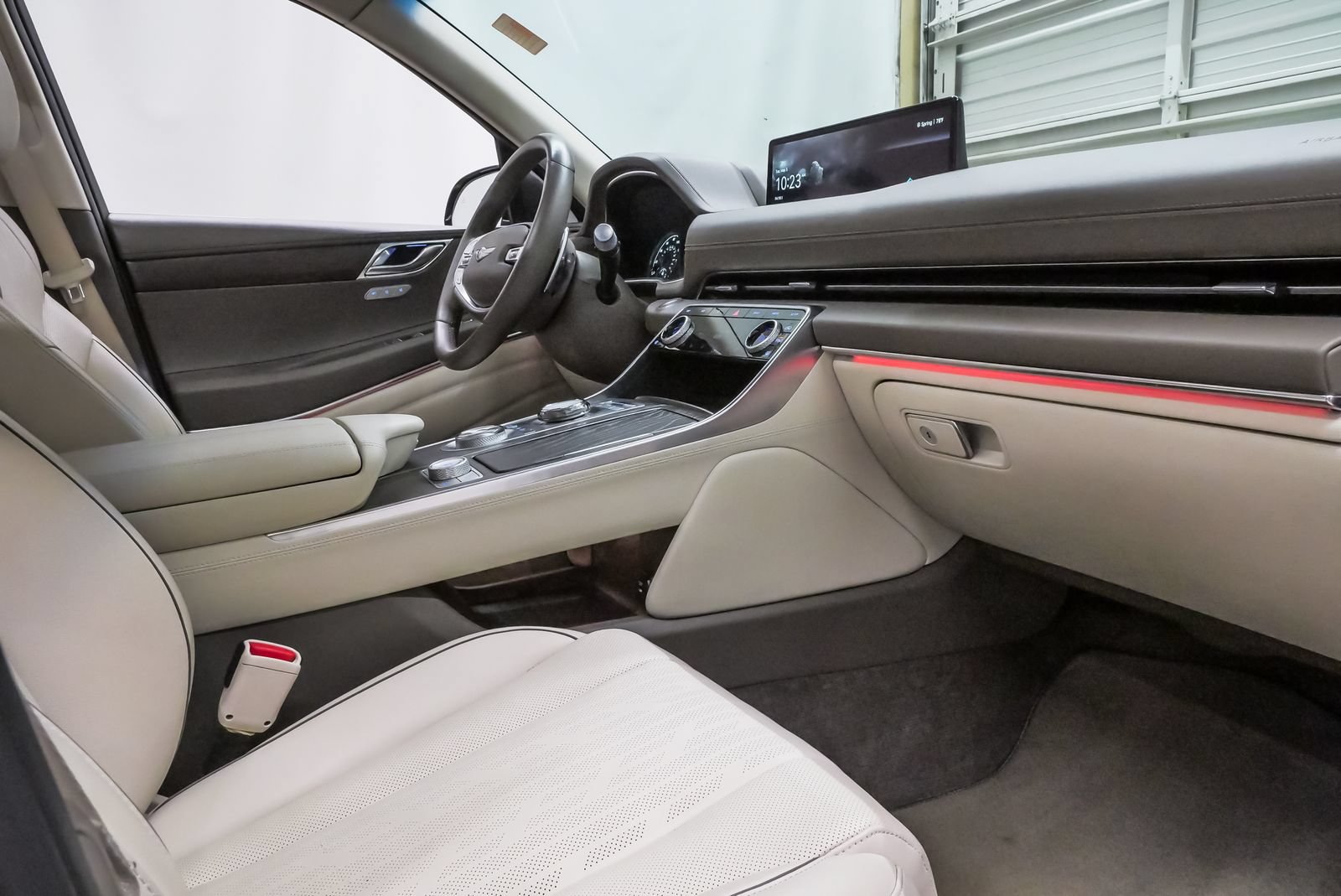 Certified 2023 Genesis GV80 3.5T Advanced + AWD/4WD image 14