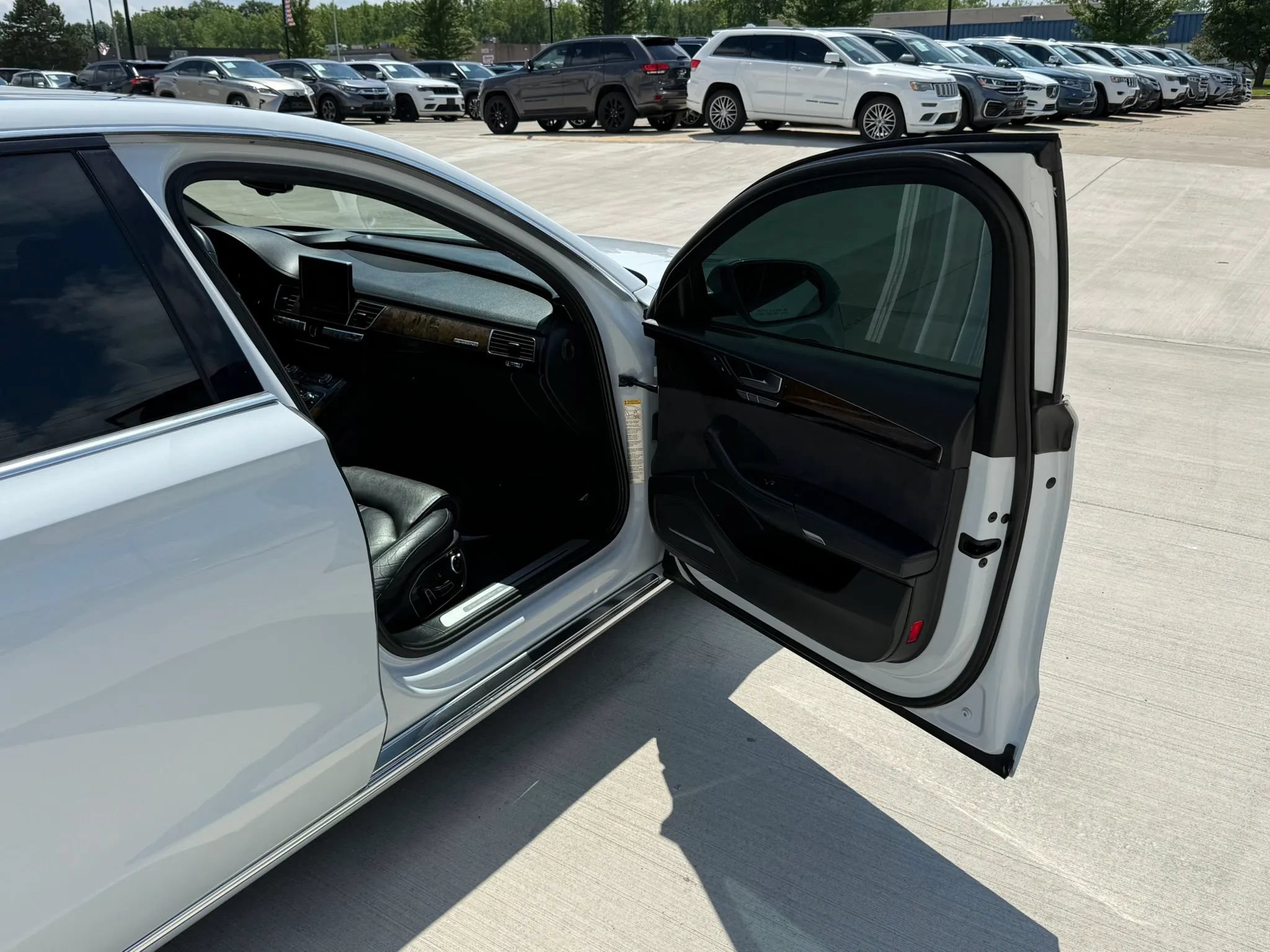 Used 2016 Audi A8 L 3.0T w/ Executive Package AWD/4WD image 27