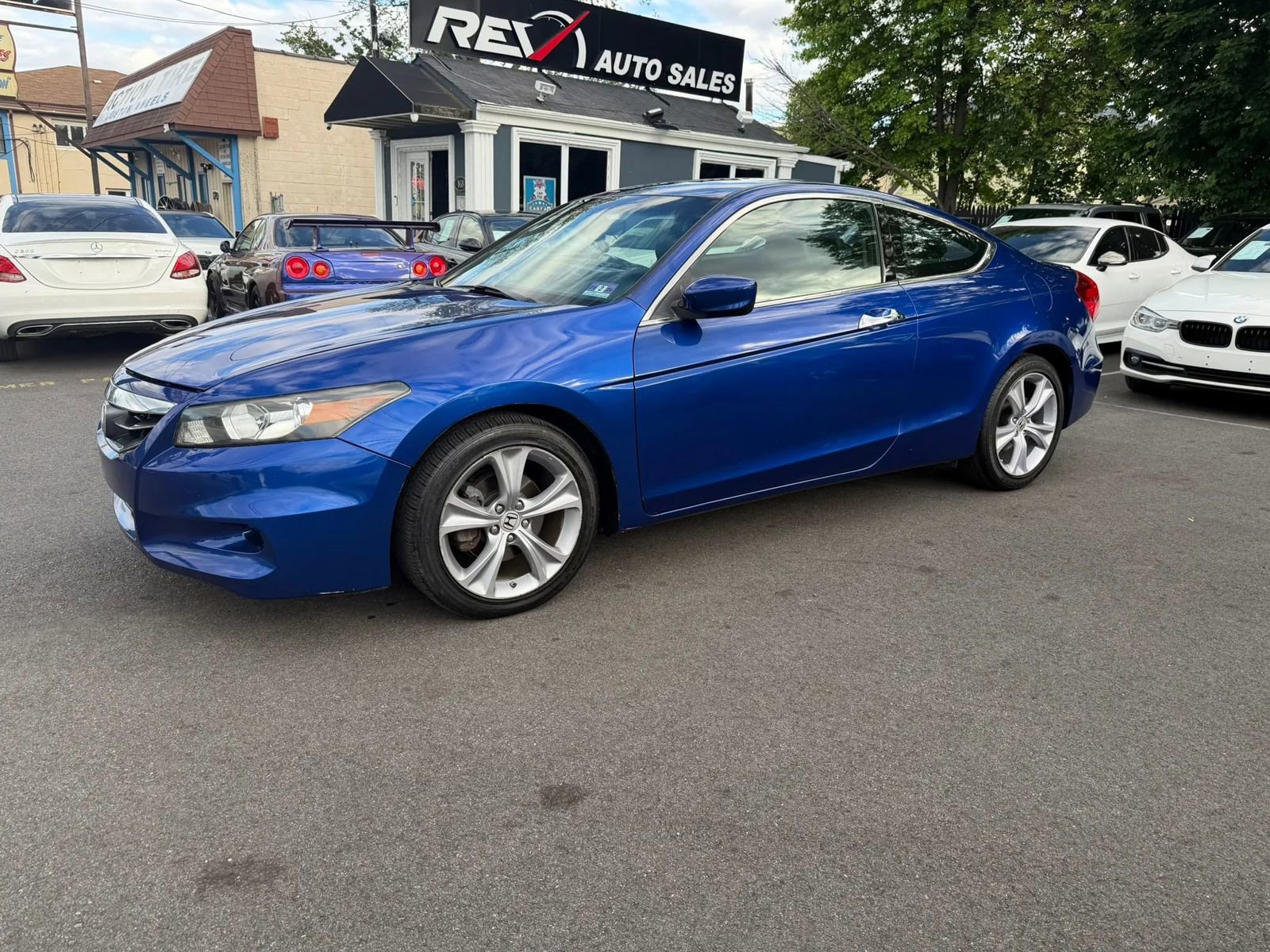 Used 2011 Honda Accord EX-L image 1
