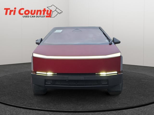 Used 2024 Tesla Cybertruck AWD Crew Cab image 2
