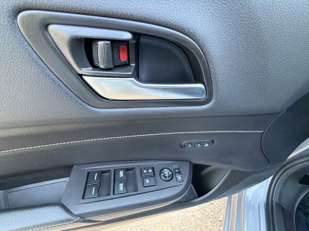 Used 2019 Acura ILX w/ Premium Package FWD image 15