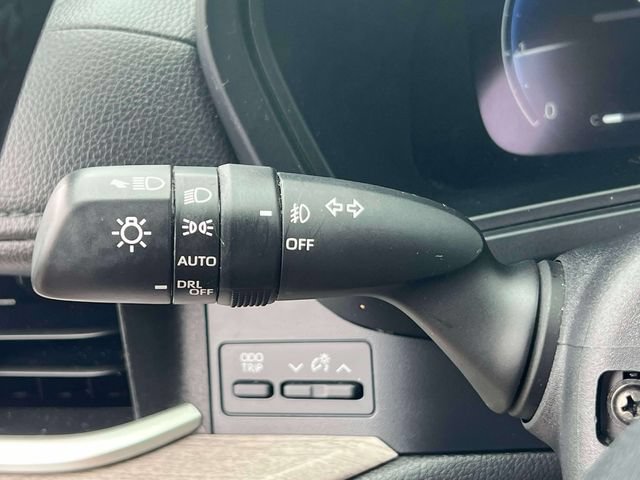 Certified 2024 Toyota Grand Highlander AWD image 29