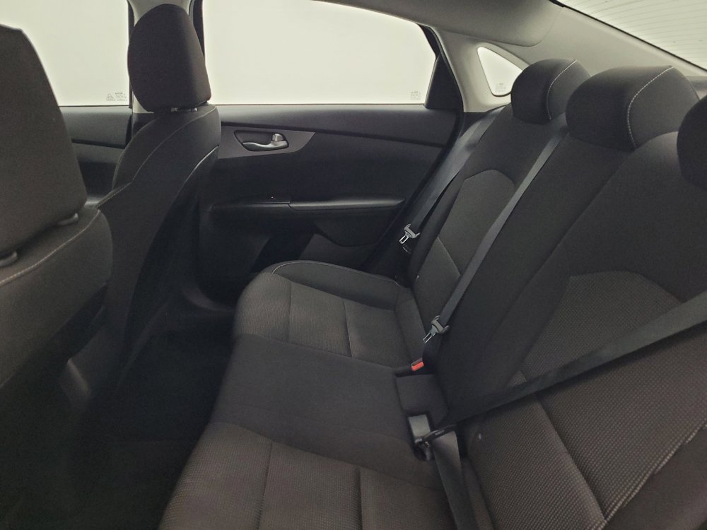 Used 2019 Kia Forte LXS image 18