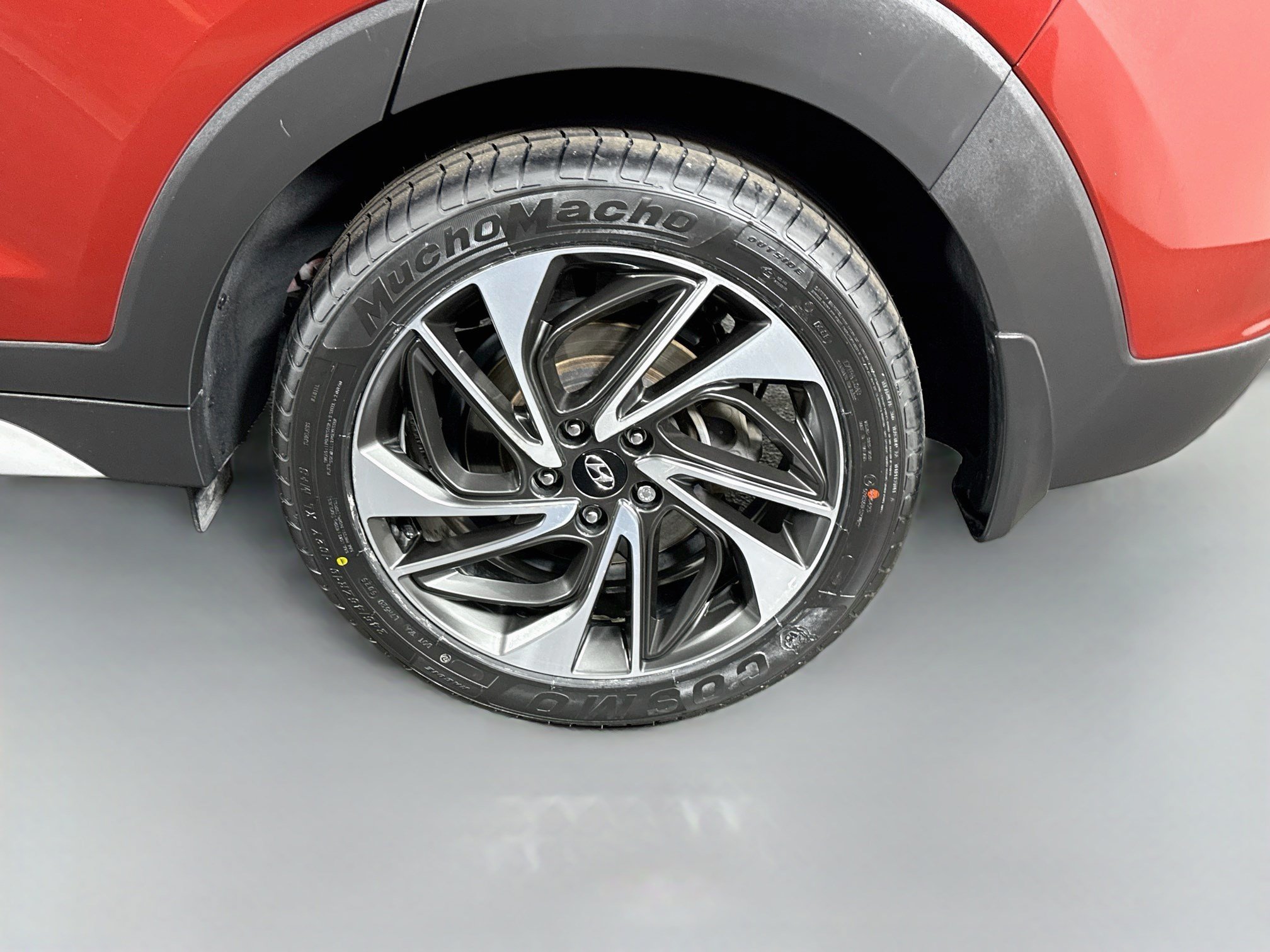 Used 2019 Hyundai Tucson Sport FWD image 37