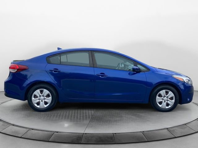 Used 2017 Kia Forte LX image 6