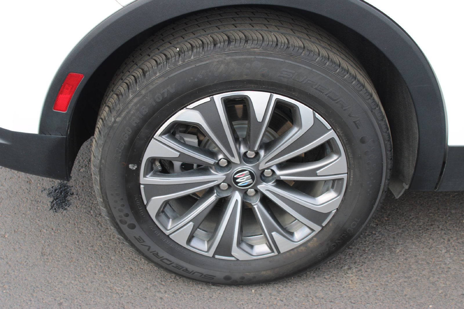 Used 2024 Buick Envision Preferred AWD/4WD image 31