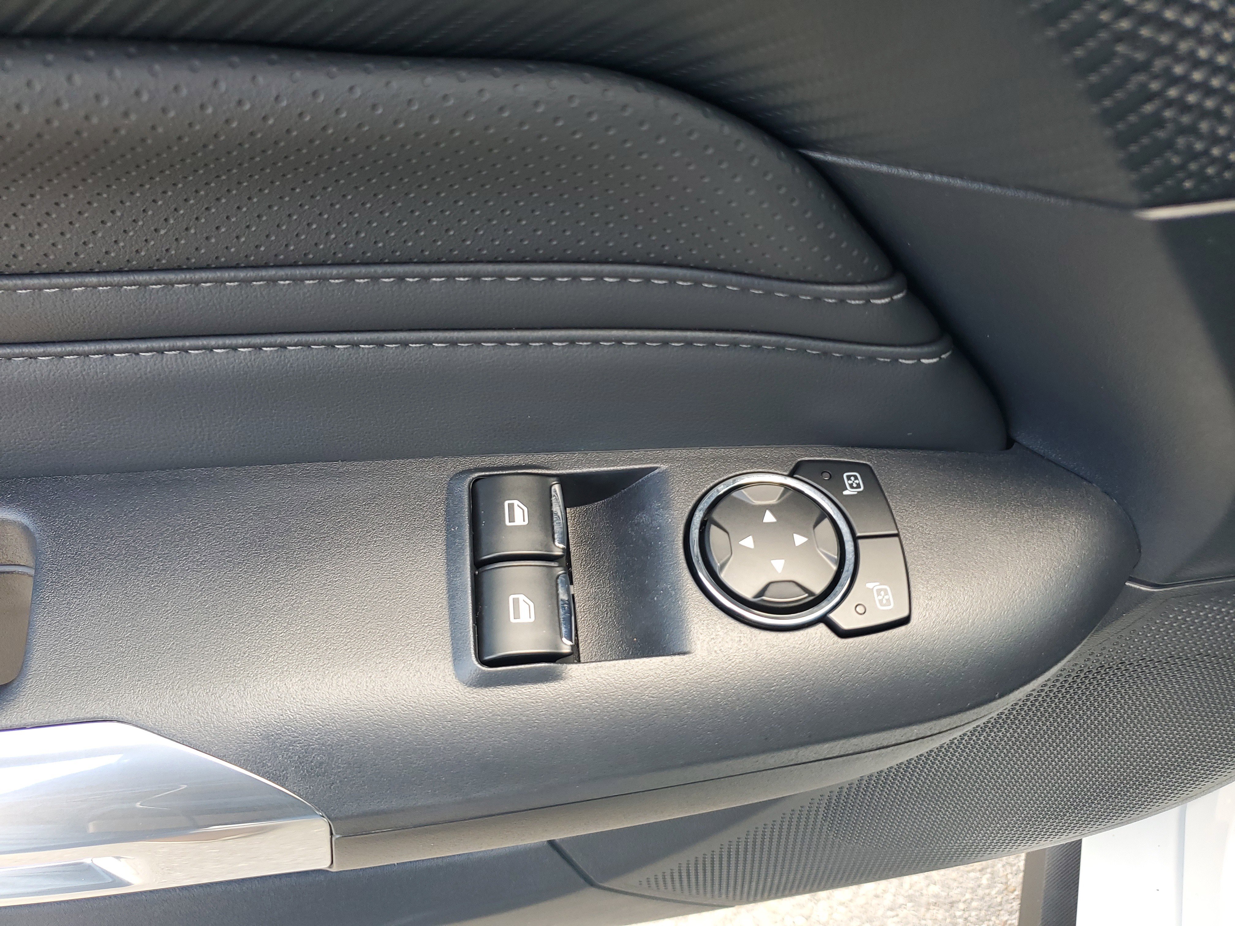 Used 2024 Ford Mustang Premium image 26