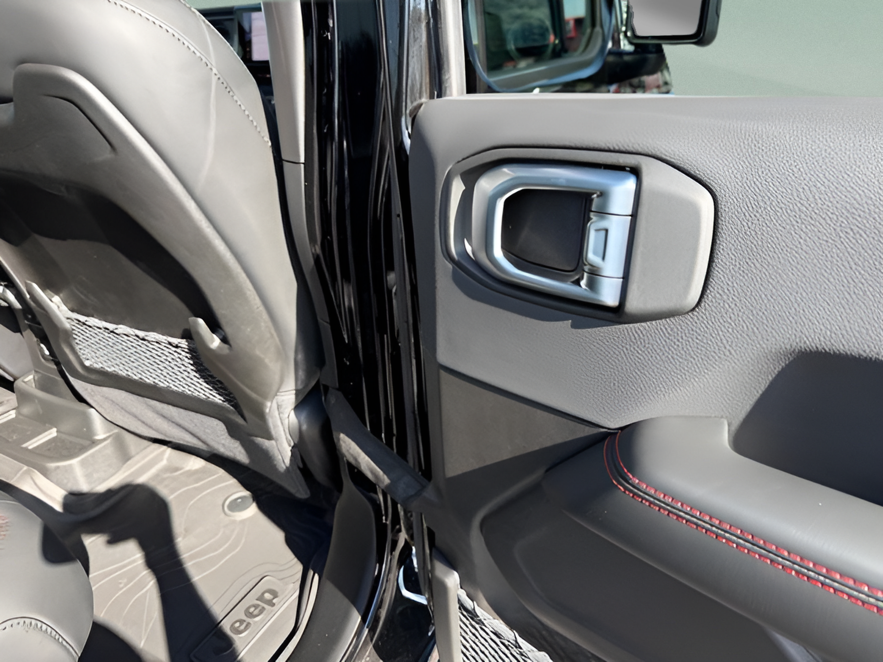 New 2027 Jeep Wrangler Unlimited Rubicon AWD/4WD image 10