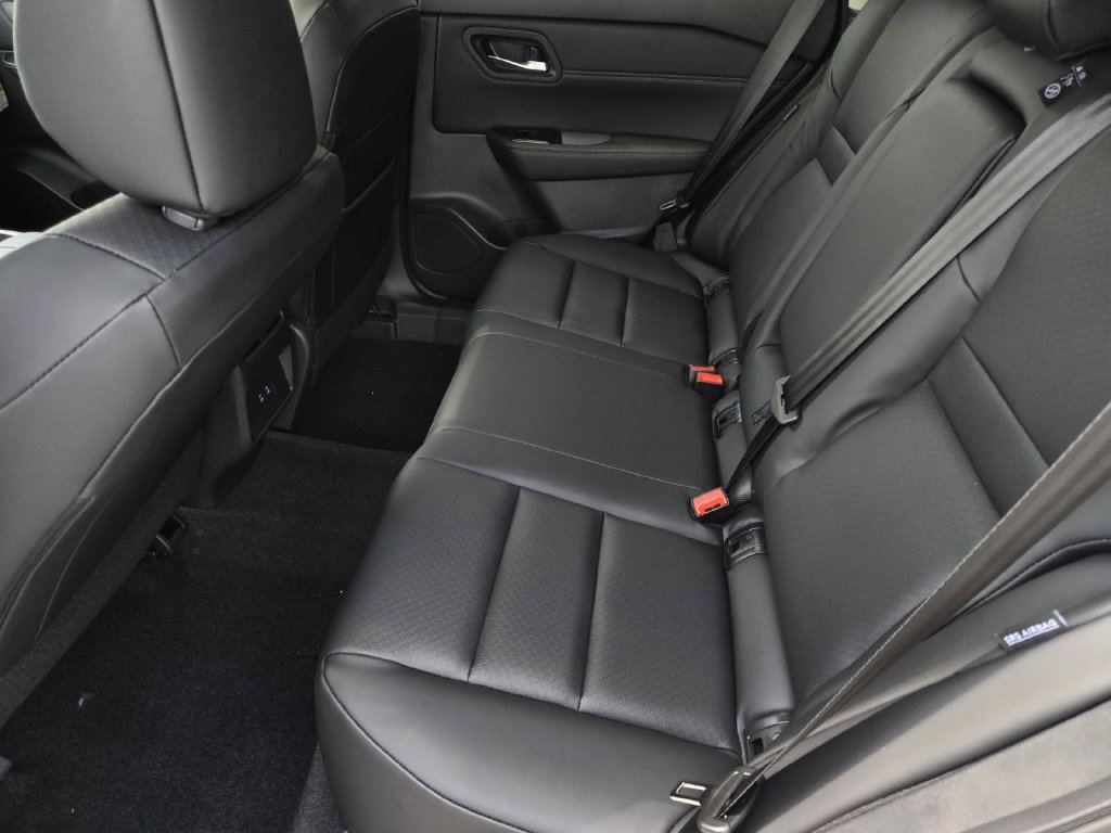 New 2026 Nissan Rogue Dark Armor FWD image 13