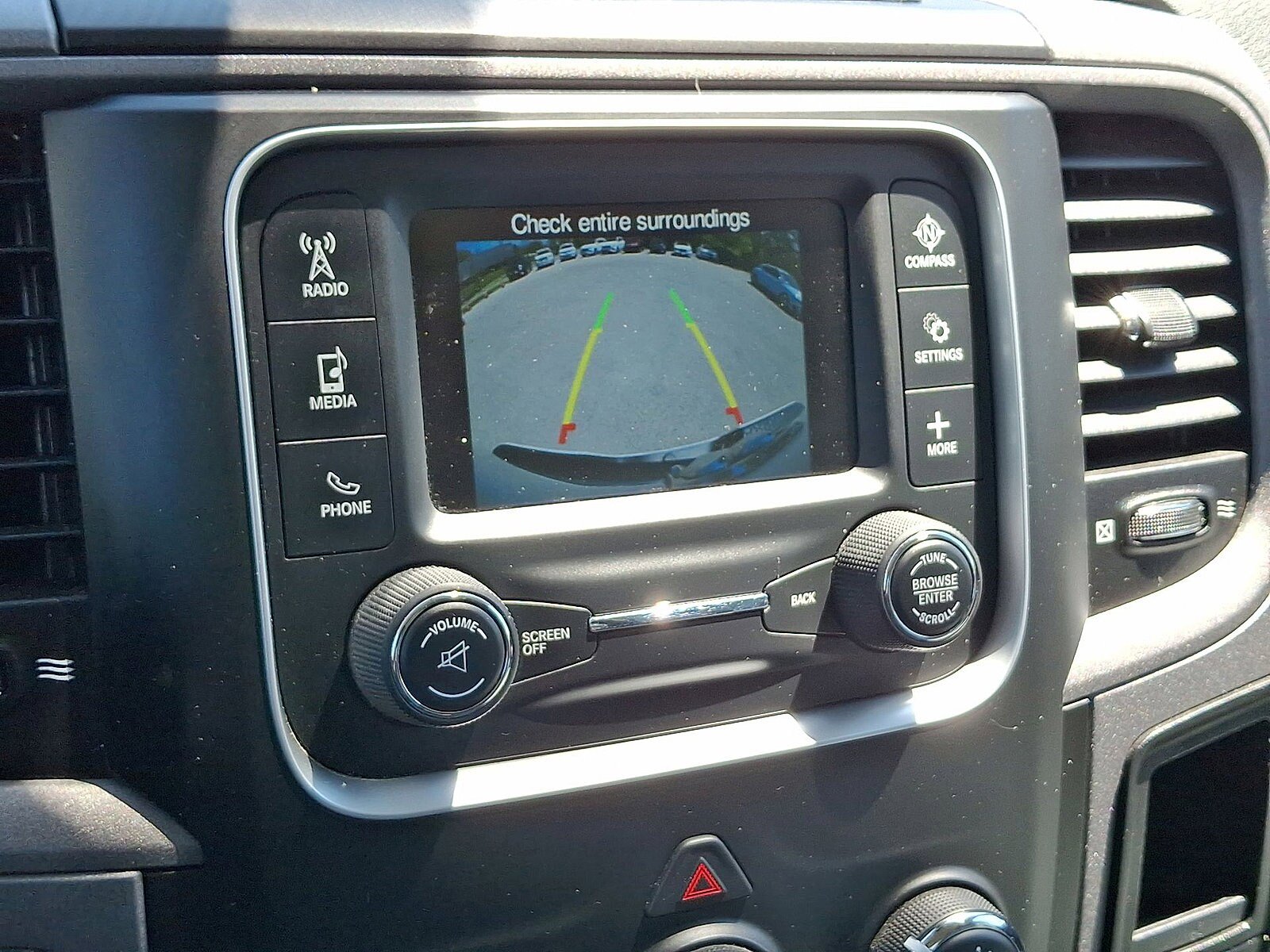 Used 2018 RAM 1500 Express w/ Express Value Package AWD/4WD image 15