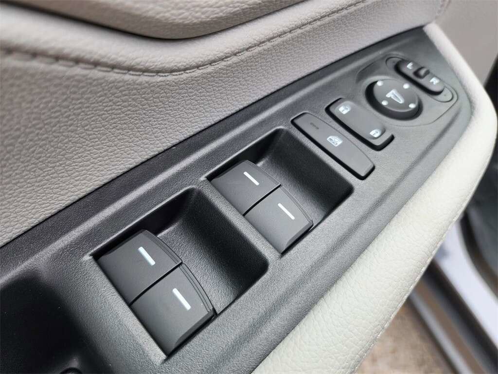 Certified 2024 Honda Odyssey EX image 26