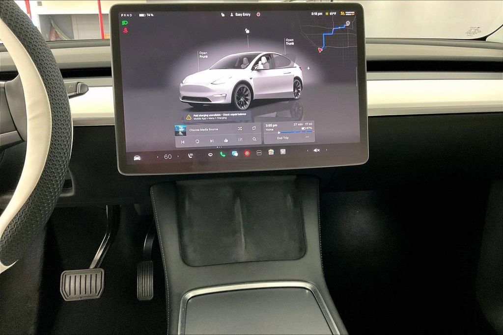 Used 2022 Tesla Model Y Long Range image 15