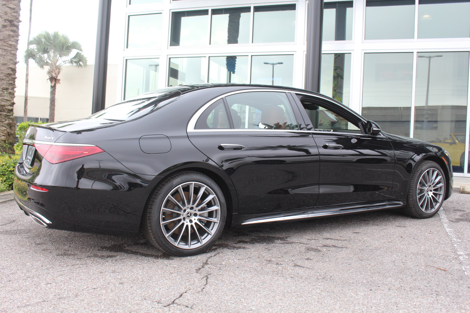 New 2026 Mercedes-Benz S 580e 4MATIC Sedan image 7