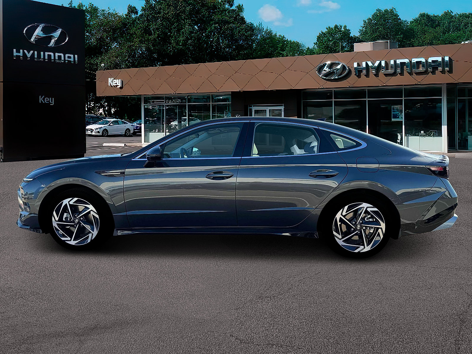 Certified 2025 Hyundai Sonata SEL FWD image 3