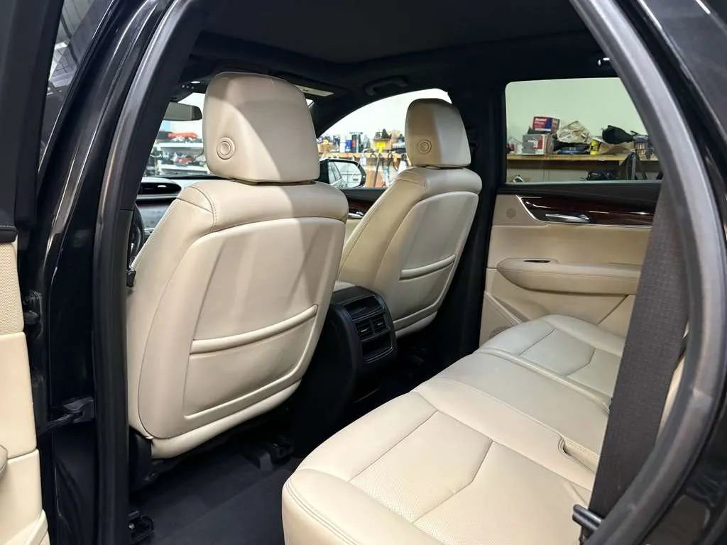 Used 2019 Cadillac XT5 Luxury AWD/4WD image 26