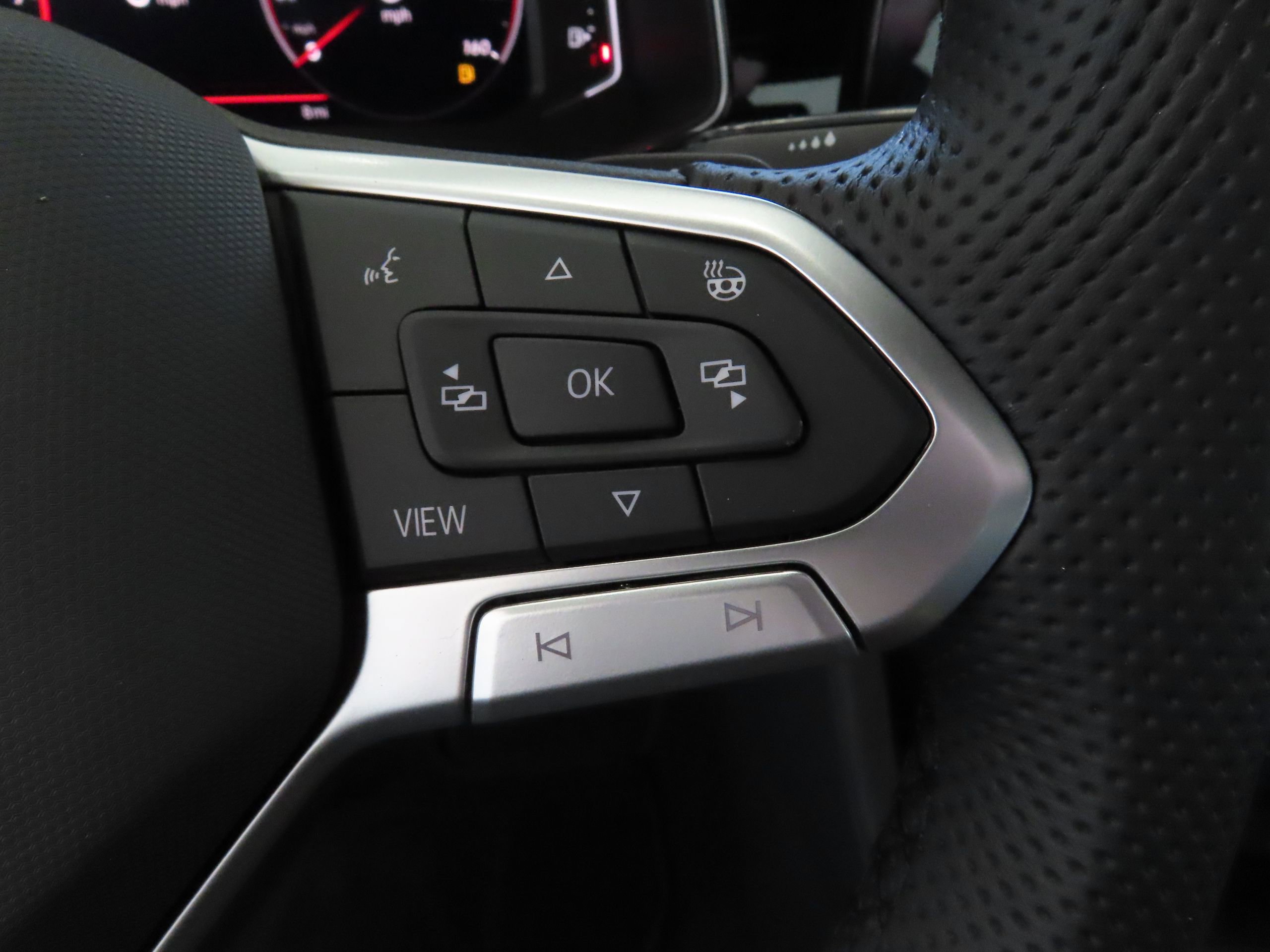 New 2026 Volkswagen Jetta GLI Autobahn FWD image 13