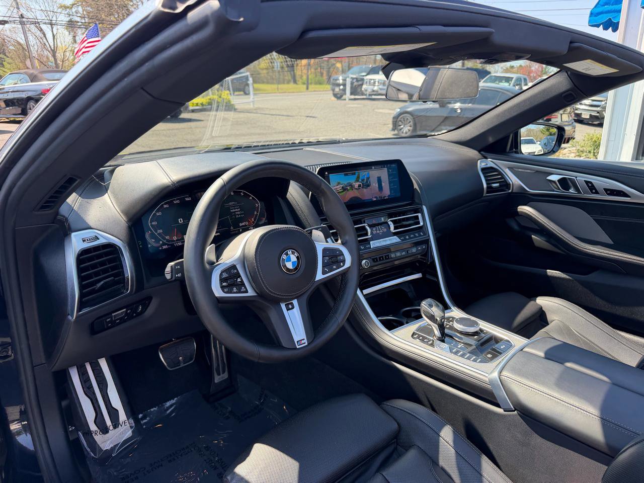 Used 2019 BMW M850i xDrive Convertible image 11