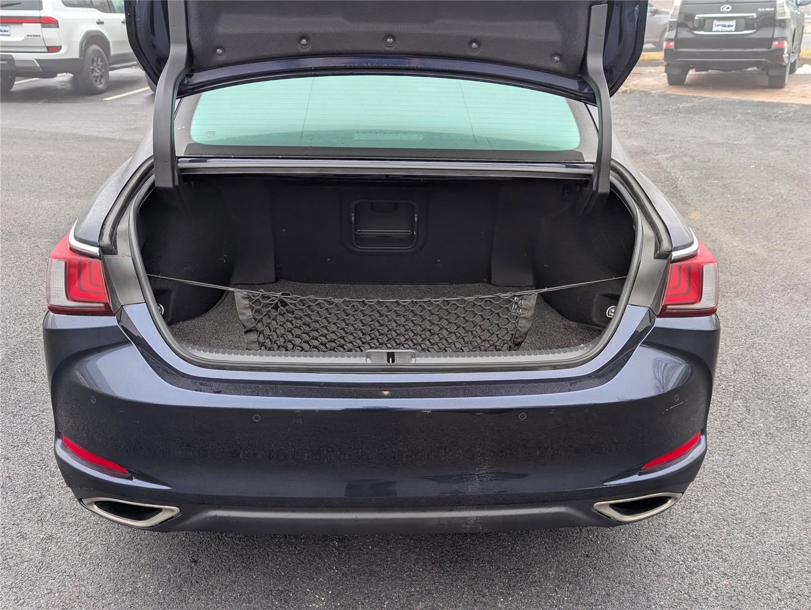 Used 2022 Lexus ES 350 350 FWD w/ Premium Package image 13