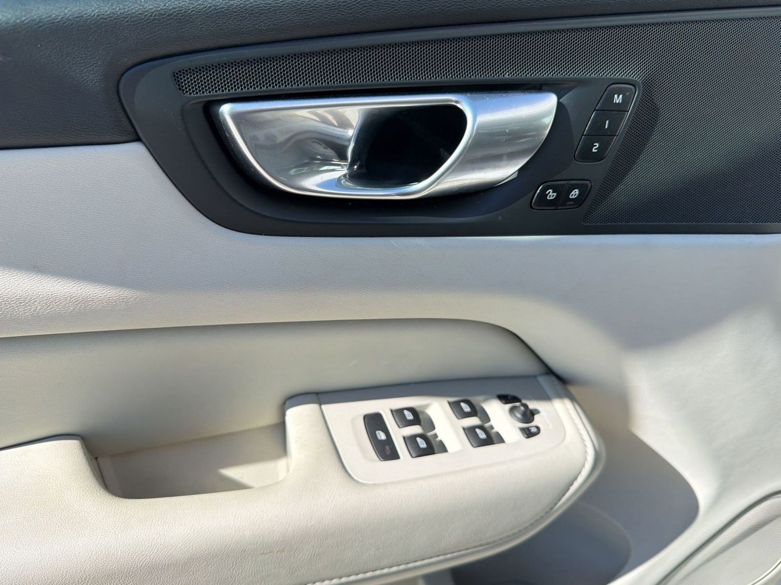 Used 2024 Volvo XC60 T8 Core w/ Protection Package Premier image 12