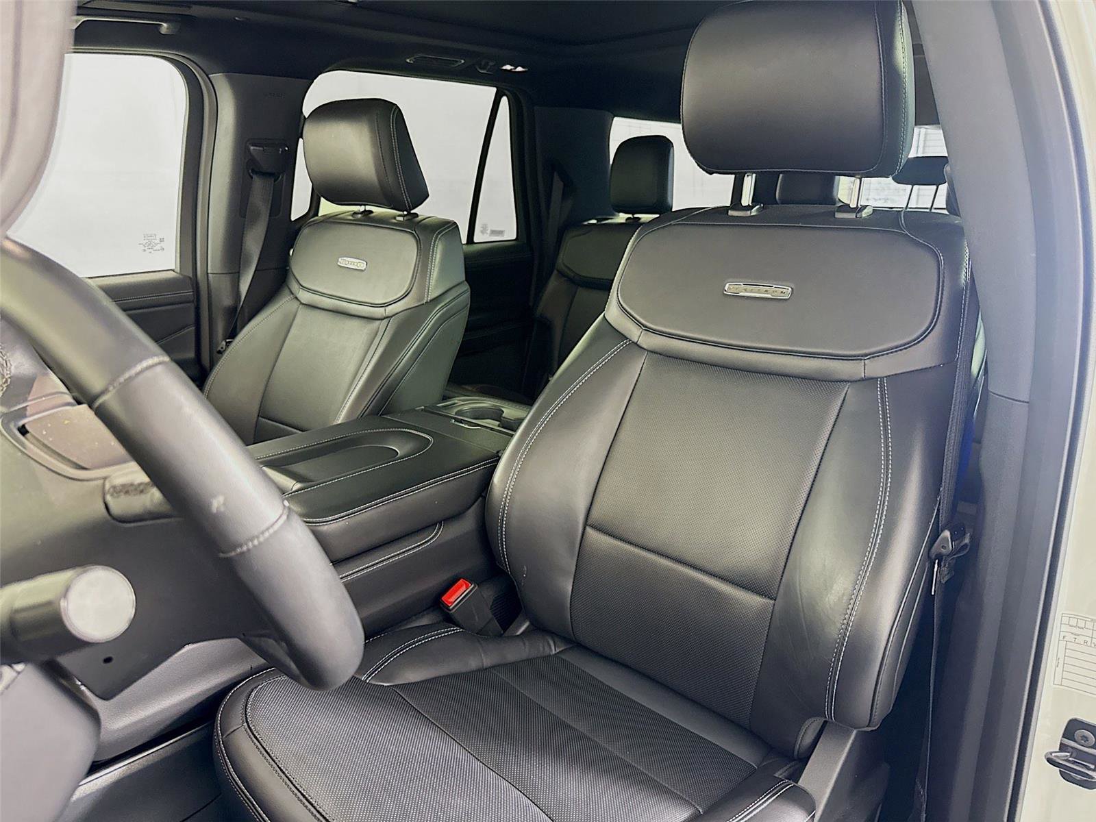 Used 2025 Ford Expedition Max Platinum w/ Stealth Performance Package image 2
