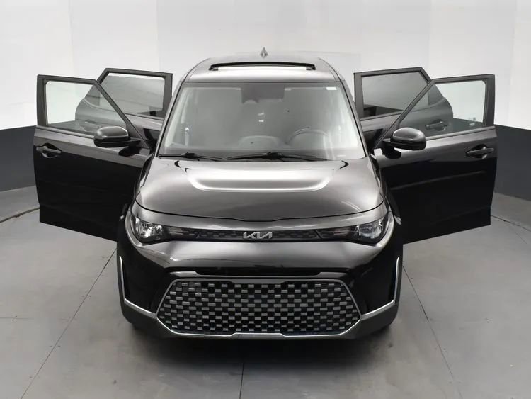 Used 2023 Kia Soul EX FWD image 10