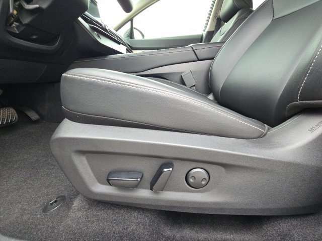 Used 2025 Nissan Murano SL w/ Cargo Package AWD/4WD image 23