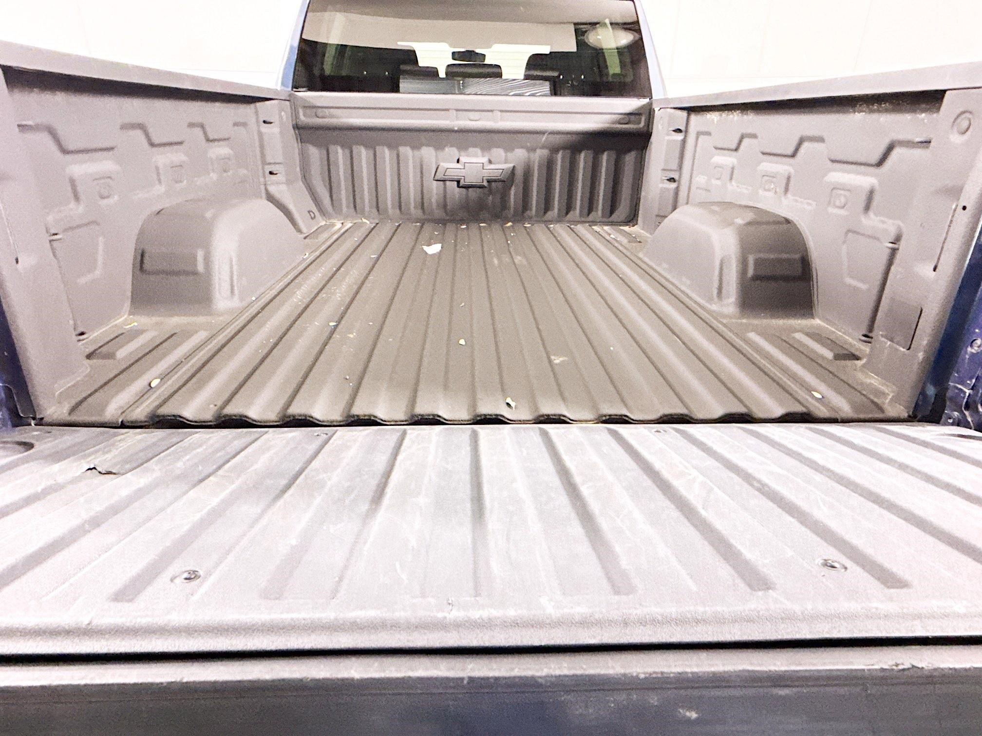Used 2022 Chevrolet Silverado 1500 RST w/ Max Trailering Package AWD/4WD image 34