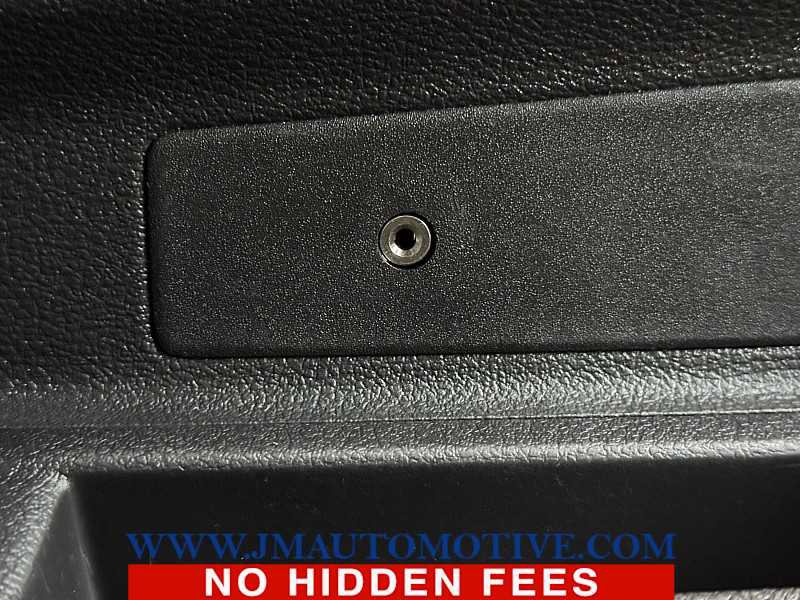 Used 2019 Ford Transit 250 130 Low Roof image 33