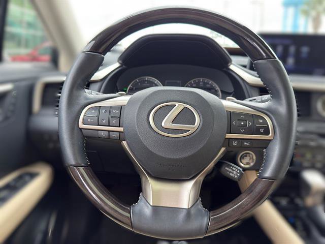 Certified 2022 Lexus RX 350L Luxury w/ Accessory Package (Z1) AWD/4WD image 16