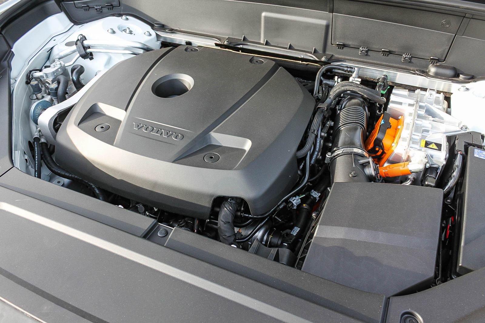 New 2026 Volvo XC90 T8 Ultra w/ Lounge Package image 14