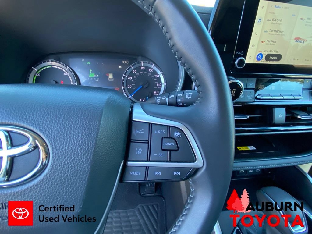 Certified 2024 Toyota Highlander XLE AWD/4WD image 45