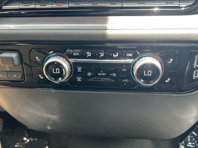 Used 2025 GMC Sierra 1500 SLT AWD/4WD image 30