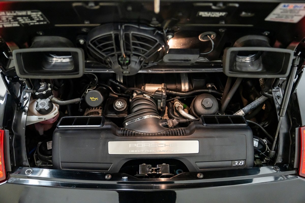 Used 2009 Porsche 911 Carrera S RWD image 30