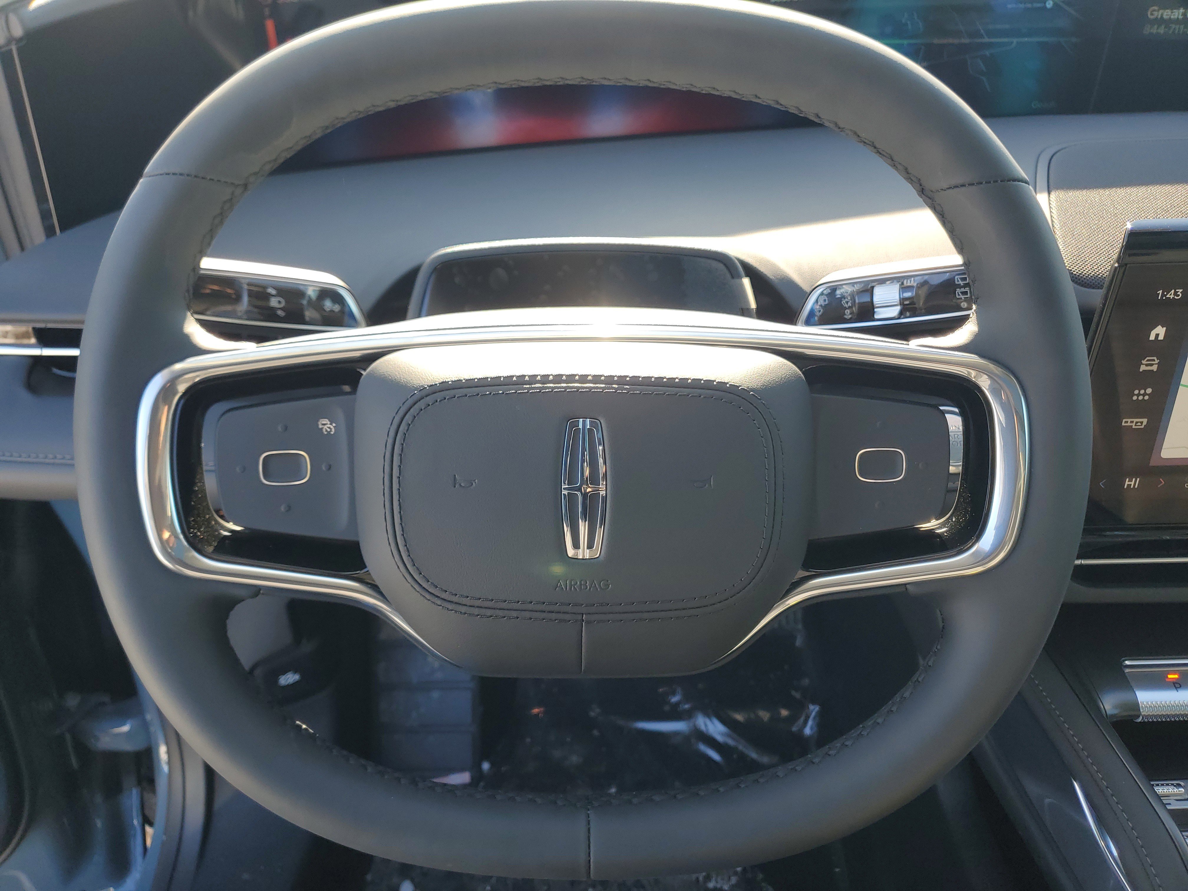 New 2026 Lincoln Nautilus Reserve w/ Jet Appearance Package image 16