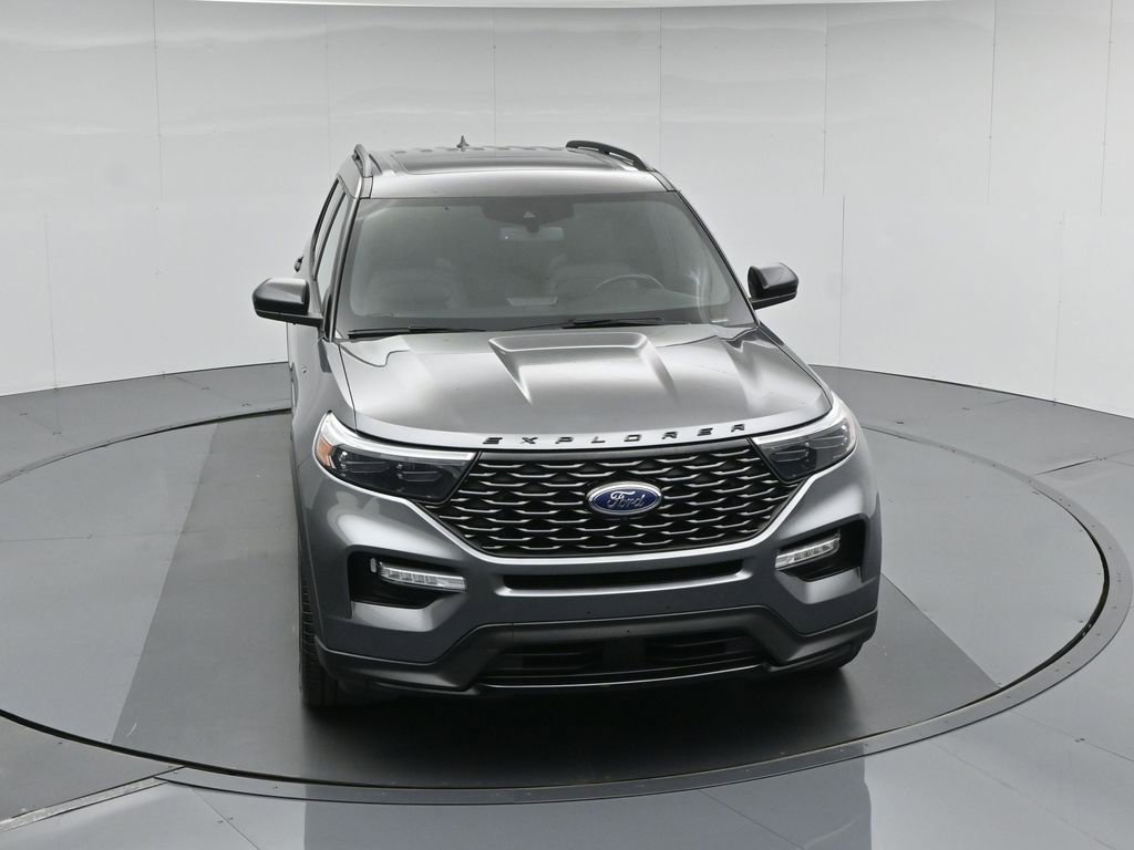 Used 2023 Ford Explorer ST-Line w/ Class IV Trailer Tow Package RWD image 43