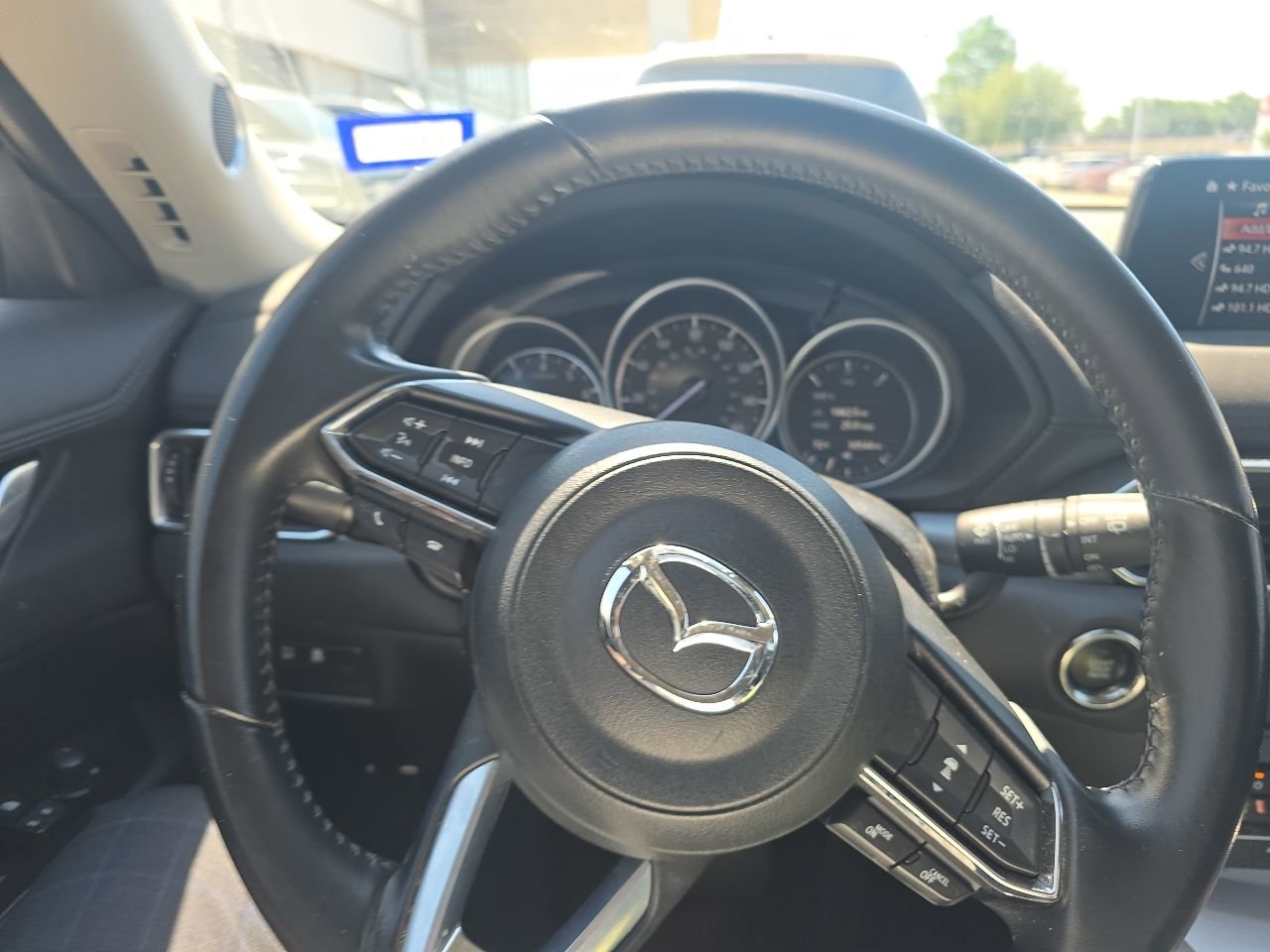 Used 2019 MAZDA CX-5 Touring FWD image 11