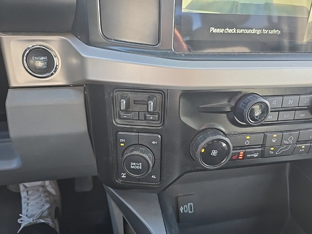 Used 2023 Ford F250 XLT w/ XLT Premium Package AWD/4WD image 23