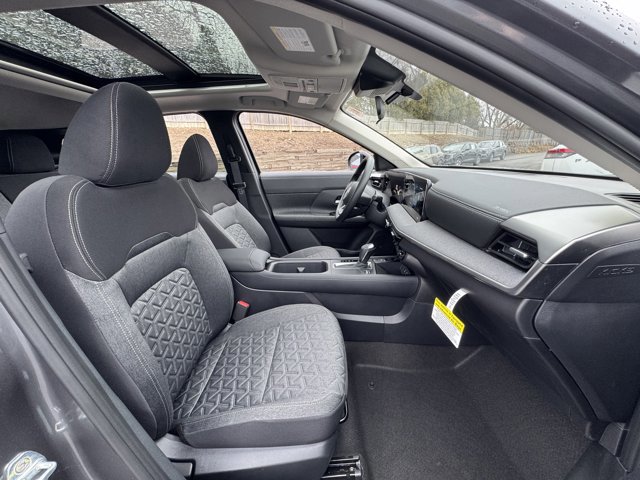 New 2026 Nissan Kicks SV w/ SV Premium Package image 9