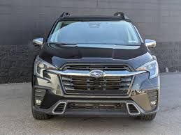 Used 2023 Subaru Ascent Limited w/ Technology Package AWD/4WD image 8