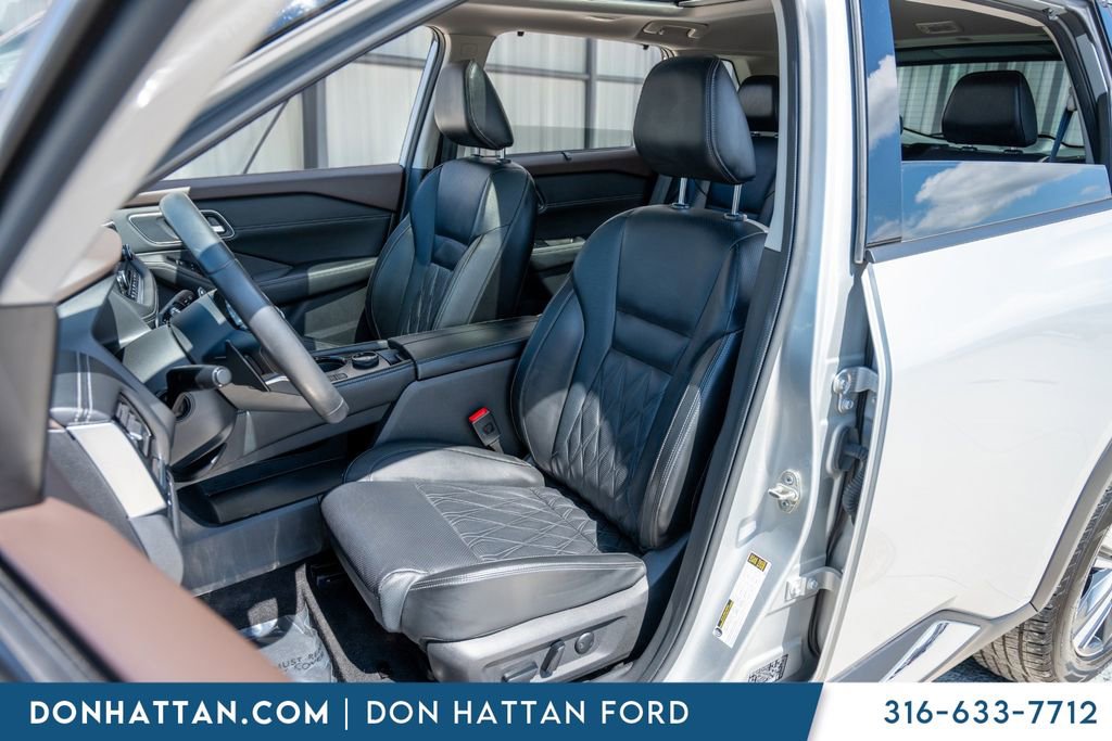 Used 2023 Nissan Rogue Platinum w/ Platinum Premium Package AWD/4WD image 4