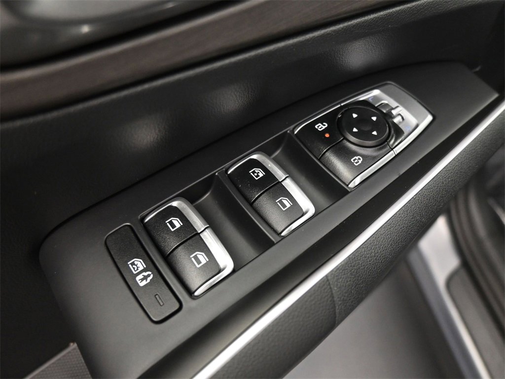 Used 2024 Kia Sorento X-Line EX image 4