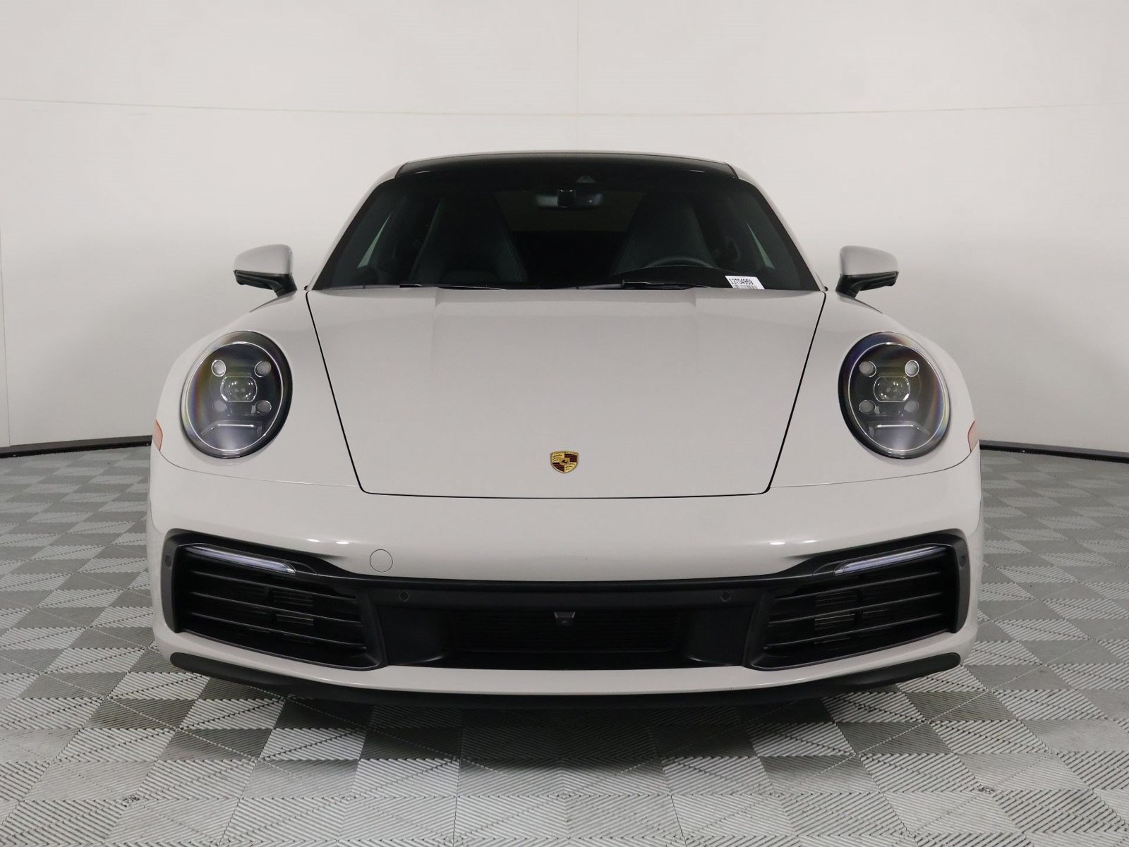 Certified 2024 Porsche 911 Carrera RWD image 10