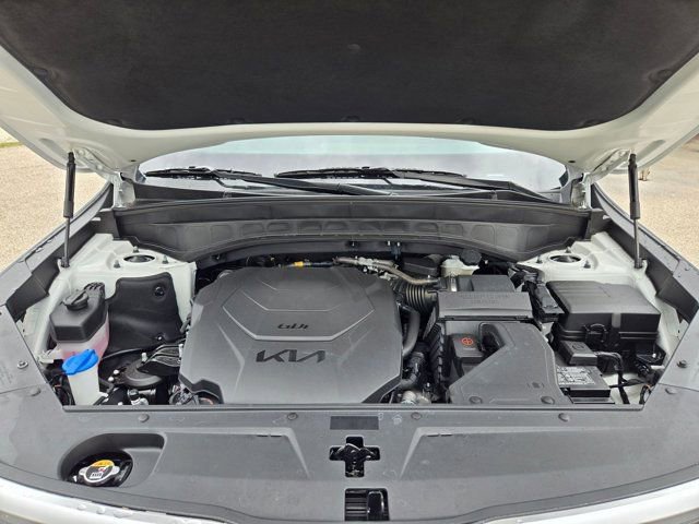 Used 2025 Kia Telluride S image 33