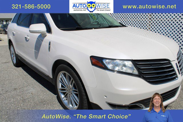 Used 2018 Lincoln MKT AWD w/ Technology Package image 1