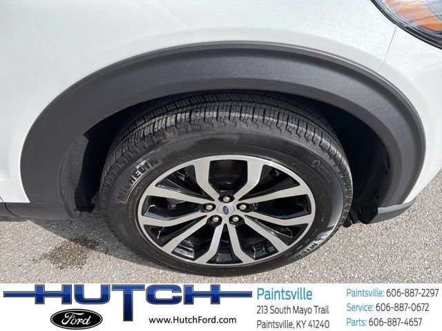 Used 2025 Ford Explorer ST-Line AWD/4WD image 26