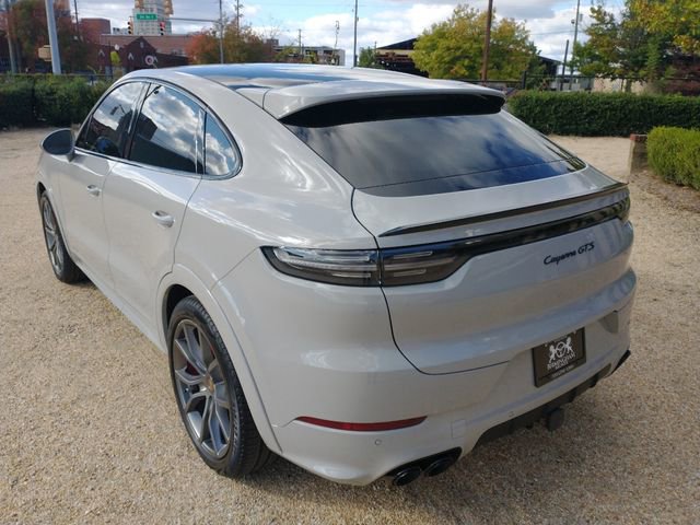 Used 2022 Porsche Cayenne GTS image 13