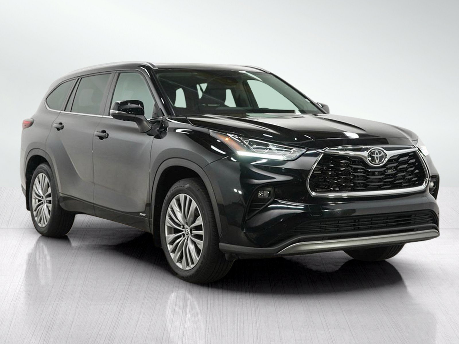 Used 2025 Toyota Highlander Platinum AWD/4WD image 7