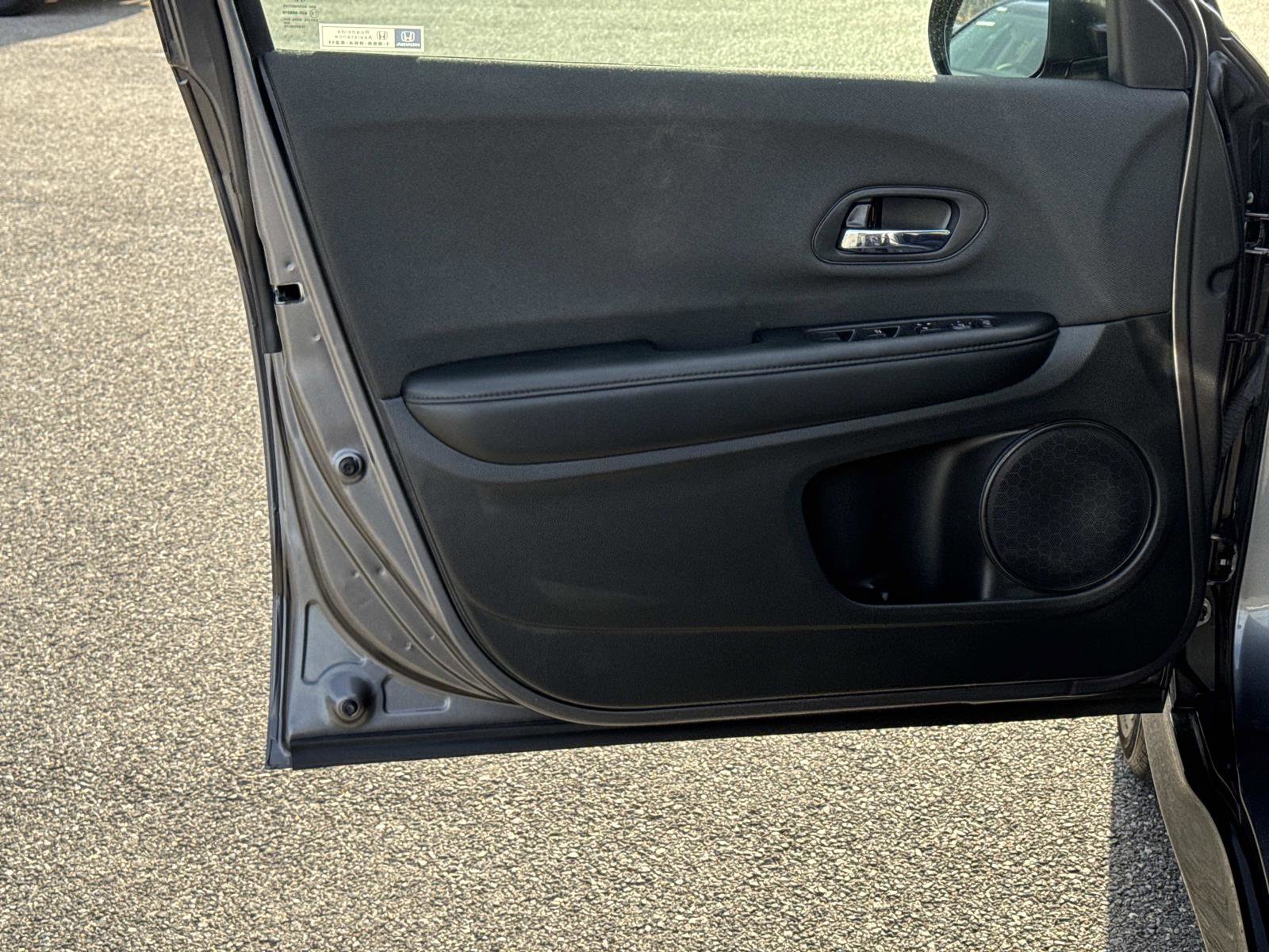 Used 2022 Honda HR-V Sport image 17